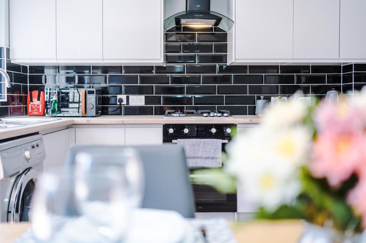 Stylish 4 Bedroom Home Close To Manchester City Centre Екстер'єр фото