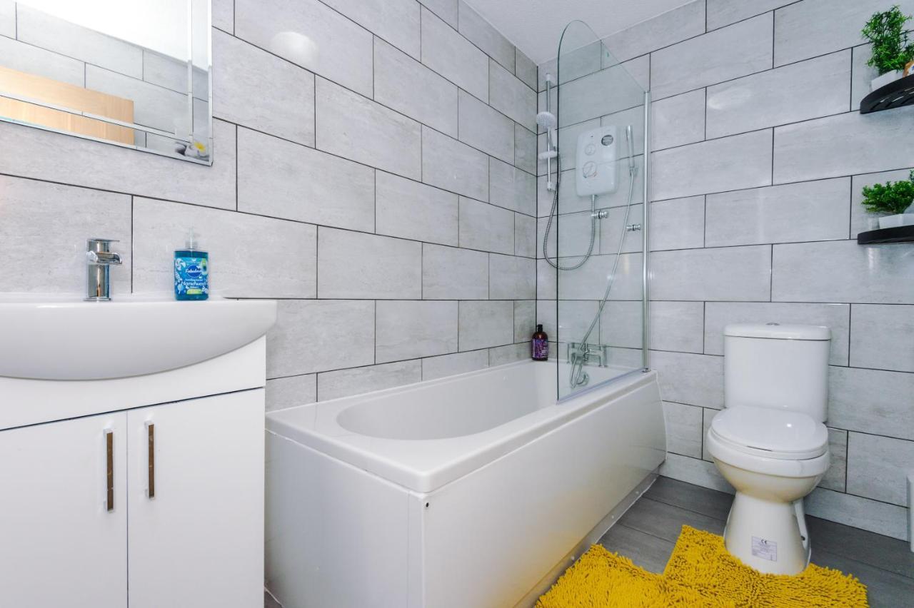 Stylish 4 Bedroom Home Close To Manchester City Centre Екстер'єр фото